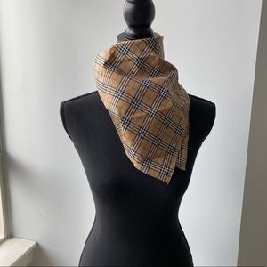 Vintage Scarf | Designed by Paolo Gucci Scarf